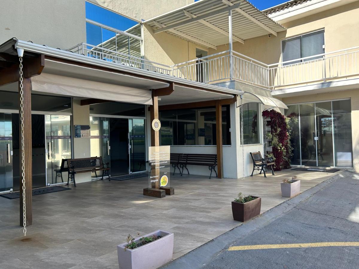 Summit Suites Hotel كاشويرا باوليستا المظهر الخارجي الصورة